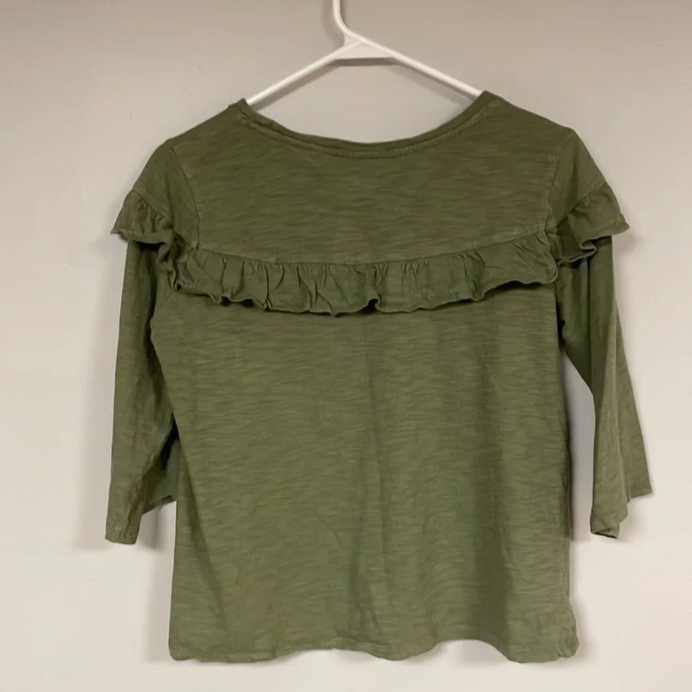 Old Navy 3/4 Sleeve Tee with ruffle, XL 14, 100% cotton, olive green